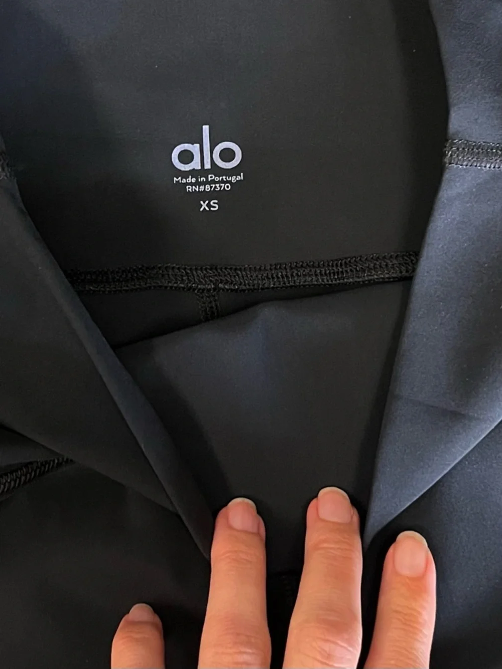 Alo Yoga High Waist Ripped Warrior Leggings Black XS